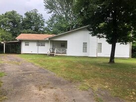 31 Perin Rd in North Little Rock, AR - Building Photo