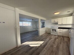 284 W Windsor Terrace in Antioch, IL - Building Photo - Building Photo