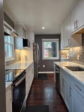 4226 Embassy Dr in Woodbridge, VA - Building Photo - Building Photo