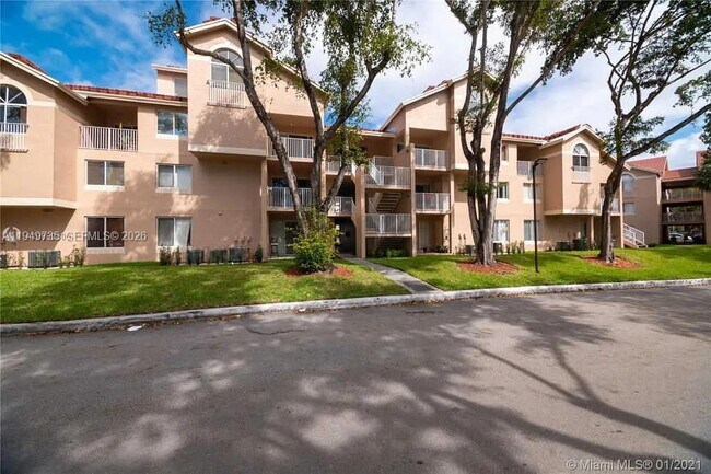 10521 SW 157th Pl in Miami, FL - Building Photo - Building Photo