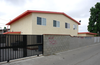 1360 Virginia Ave in Ontario, CA - Building Photo - Building Photo