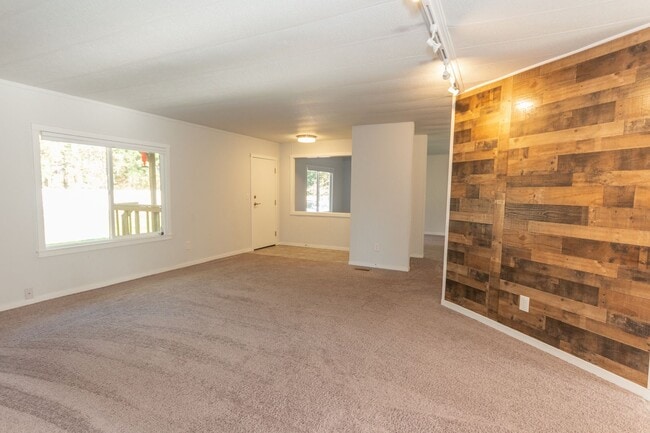 3702 14th Ave NW in Gig Harbor, WA - Building Photo - Building Photo