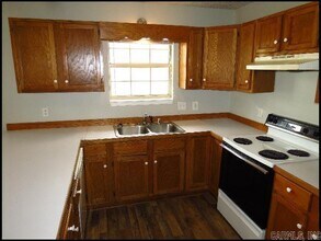380 S Davis St in Conway, AR - Building Photo - Building Photo