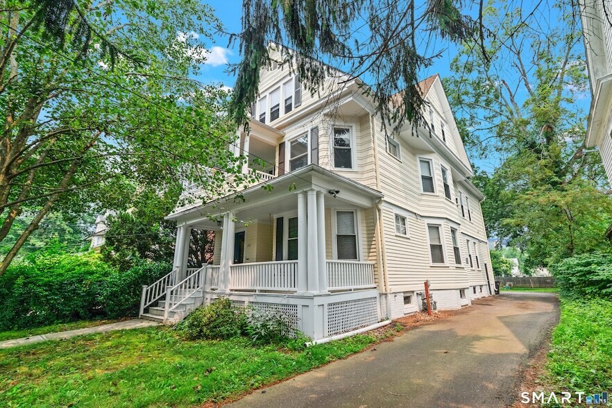 253 W Elm St, Unit 2 in New Haven, CT - Building Photo