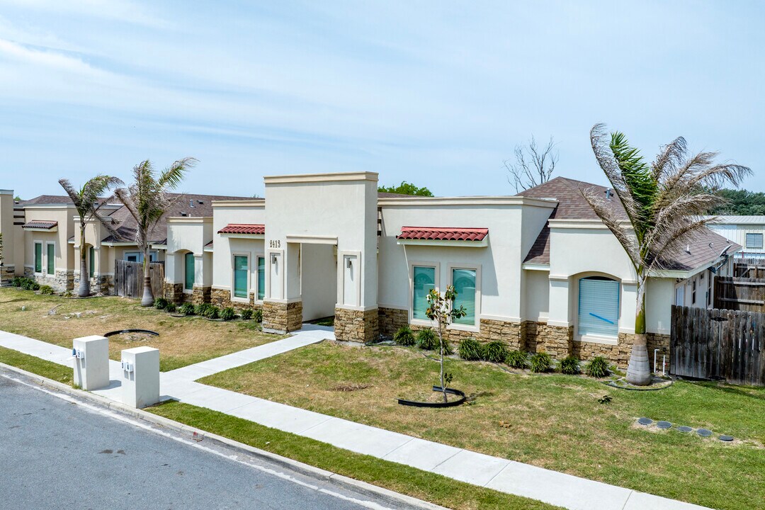 The Sands Luxury Apartments in Edinburg, TX - Building Photo