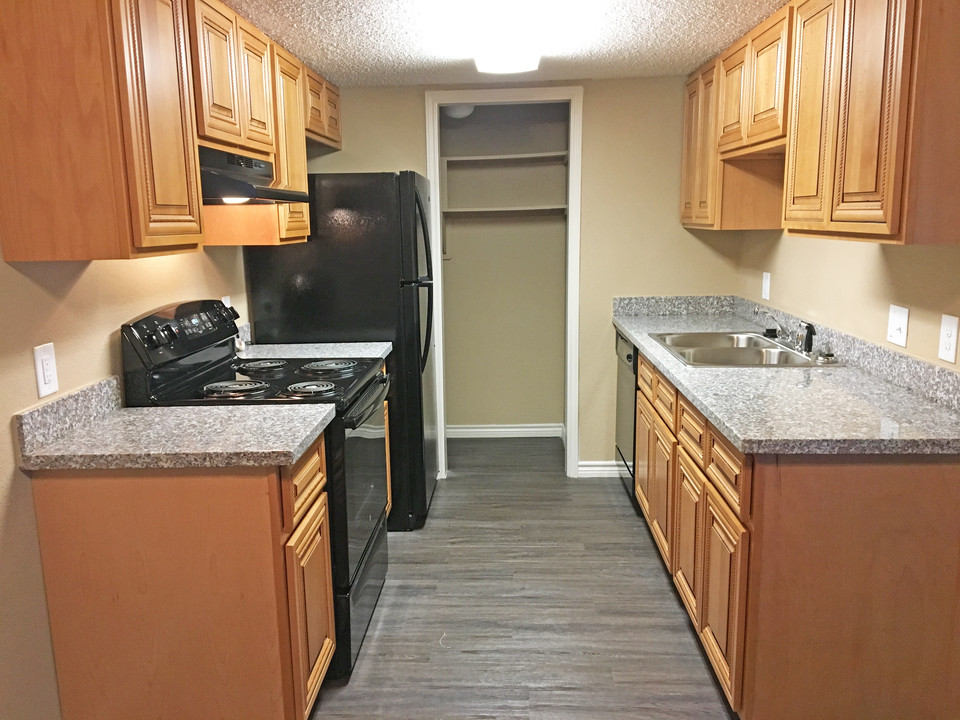 Cedar Ridge Apartments Photo