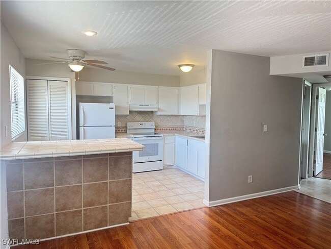 property at 4745 Orange Grove Blvd