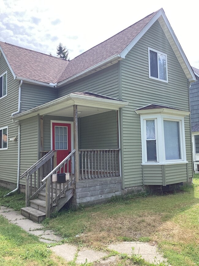 1208 Howard St in Port Huron, MI - Building Photo - Building Photo