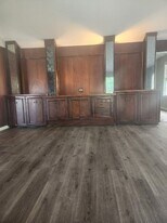 4730 Orange St in Bacliff, TX - Building Photo