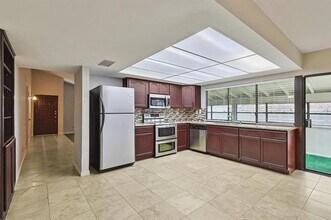 804 Forest Glen Dr in Bedford, TX - Building Photo - Building Photo