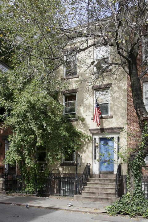 15 Commerce St in New York, NY - Foto de edificio