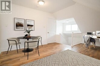 3 Balmoral Ave S in Hamilton, ON - Building Photo - Building Photo