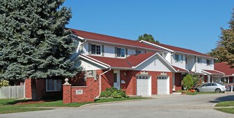 259 Scott St in St Catharines, ON - Building Photo