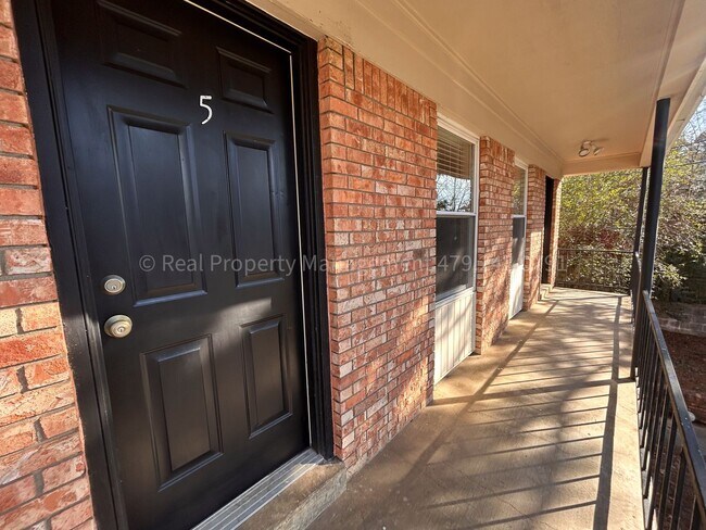 2301 S V St in Fort Smith, AR - Building Photo - Building Photo