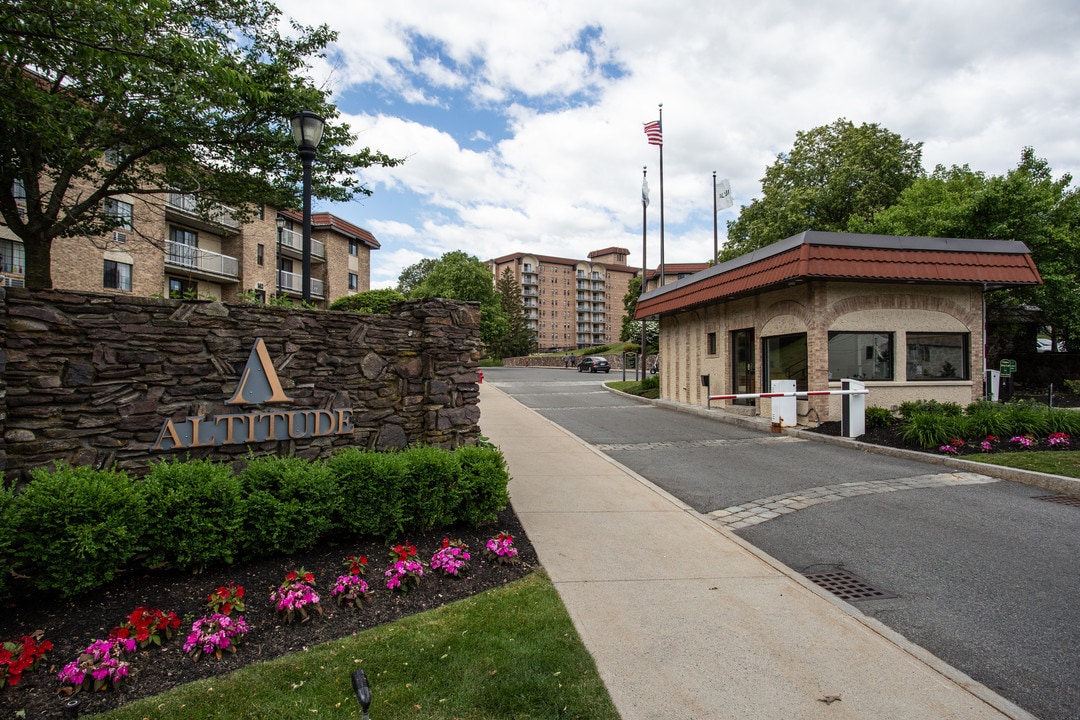 Altitude Apartments in Malden, MA - Building Photo