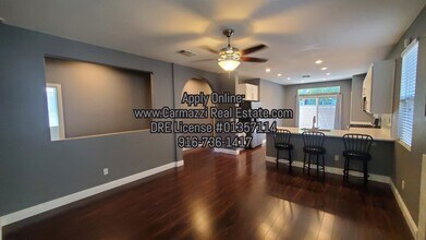 139 Dragonfly Cir in Sacramento, CA - Building Photo - Building Photo