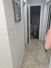 1400 NE 191st St-Unit -324 in Miami, FL - Building Photo - Building Photo