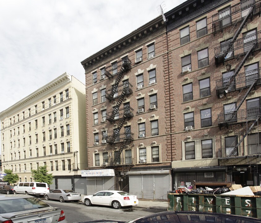 12 Old Broadway in New York, NY - Foto de edificio