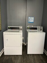 810 Parsons St SW in Atlanta, GA - Building Photo - Building Photo