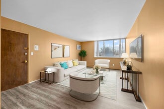 6015 Southfield Rd in Detroit, MI - Building Photo - Building Photo