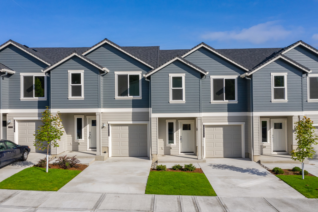 Cameo Townhomes in Beaverton, OR - Building Photo