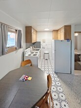 208 2nd St S, Unit #14 in Hallock, MN - Building Photo - Building Photo