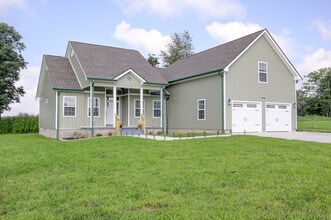 133 Riverbend Dr in Elkton, KY - Building Photo - Building Photo