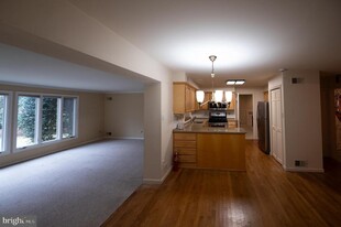 2919 Tennyson St NW in Washington, DC - Building Photo - Building Photo