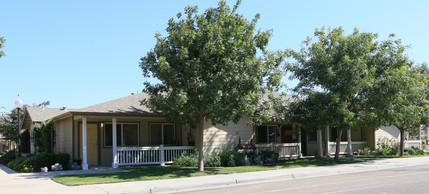 Las Palmas Senior Housing Complex in Patterson, CA - Building Photo - Building Photo