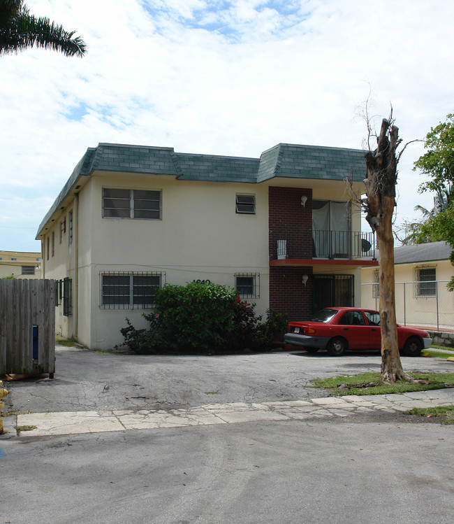 1640 NW 19th Ter in Miami, FL - Building Photo - Building Photo