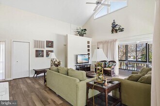 18530 Drayton Hall Rd in Lewes, DE - Building Photo - Building Photo