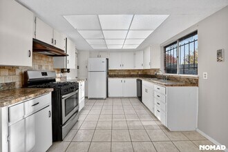 4635 Marlo Dr in Austin, TX - Foto de edificio - Building Photo