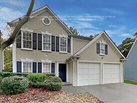 630 Rosedown Way in Alpharetta, GA - Building Photo