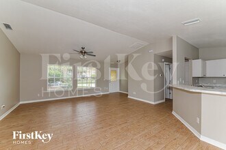 2242 Sagebloom Terrace in North Port, FL - Foto de edificio - Building Photo