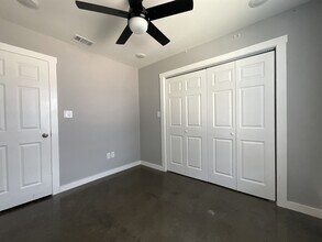 100 Chloe Dr in Mineola, TX - Building Photo - Building Photo