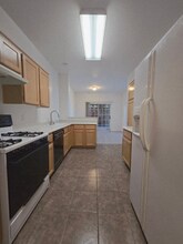 693 Ambling Gait Ave in Henderson, NV - Building Photo - Building Photo