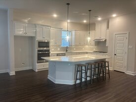 8625 Spindletop Dr in Fort Worth, TX - Building Photo
