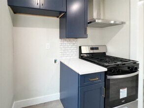 4704 Greenbriar Dr in Houston, TX - Foto de edificio - Building Photo