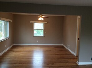 20 Chalfonte Pl, Unit Upstairs in Fort Thomas, KY - Building Photo - Building Photo