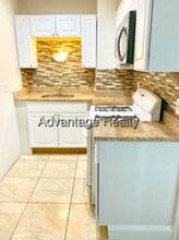 10 4th Street Pl, Unit 1 in Cambridge, MA - Building Photo - Building Photo