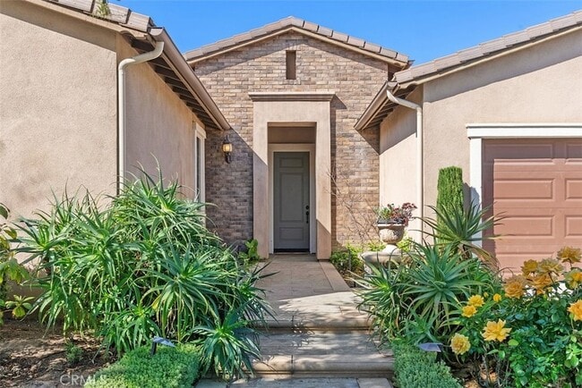 154 Pavilion Park in Irvine, CA - Foto de edificio - Building Photo