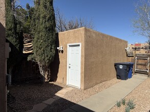 532 Berry Rd NW in Albuquerque, NM - Building Photo - Building Photo
