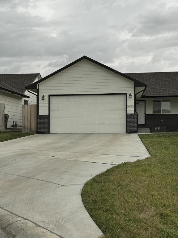 property at 5257 N Toben Ct