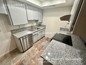 5212 Shereen Ct in Sacramento, CA - Foto de edificio - Building Photo