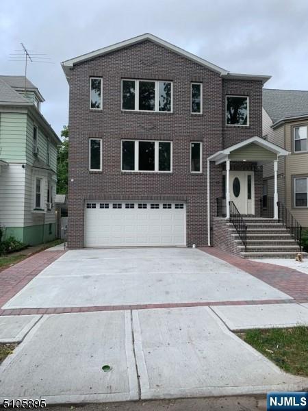 27 Eppirt St in East Orange, NJ - Foto de edificio