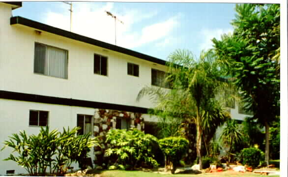 Toluca Tropics Apartments in North Hollywood, CA - Building Photo