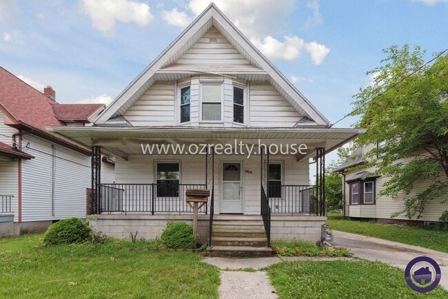 property at 1511 South Ave