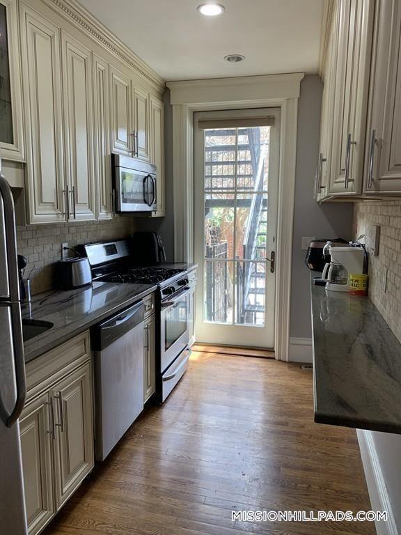 1 Wigglesworth St in Boston, MA - Building Photo - Building Photo