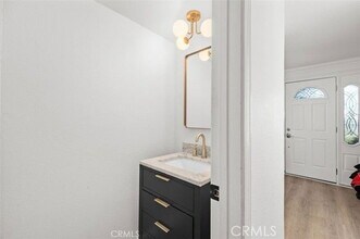 1059 W Sepulveda St in Los Angeles, CA - Building Photo - Building Photo