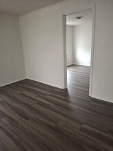 24 Elliott St in Shelbyville, IN - Building Photo - Building Photo